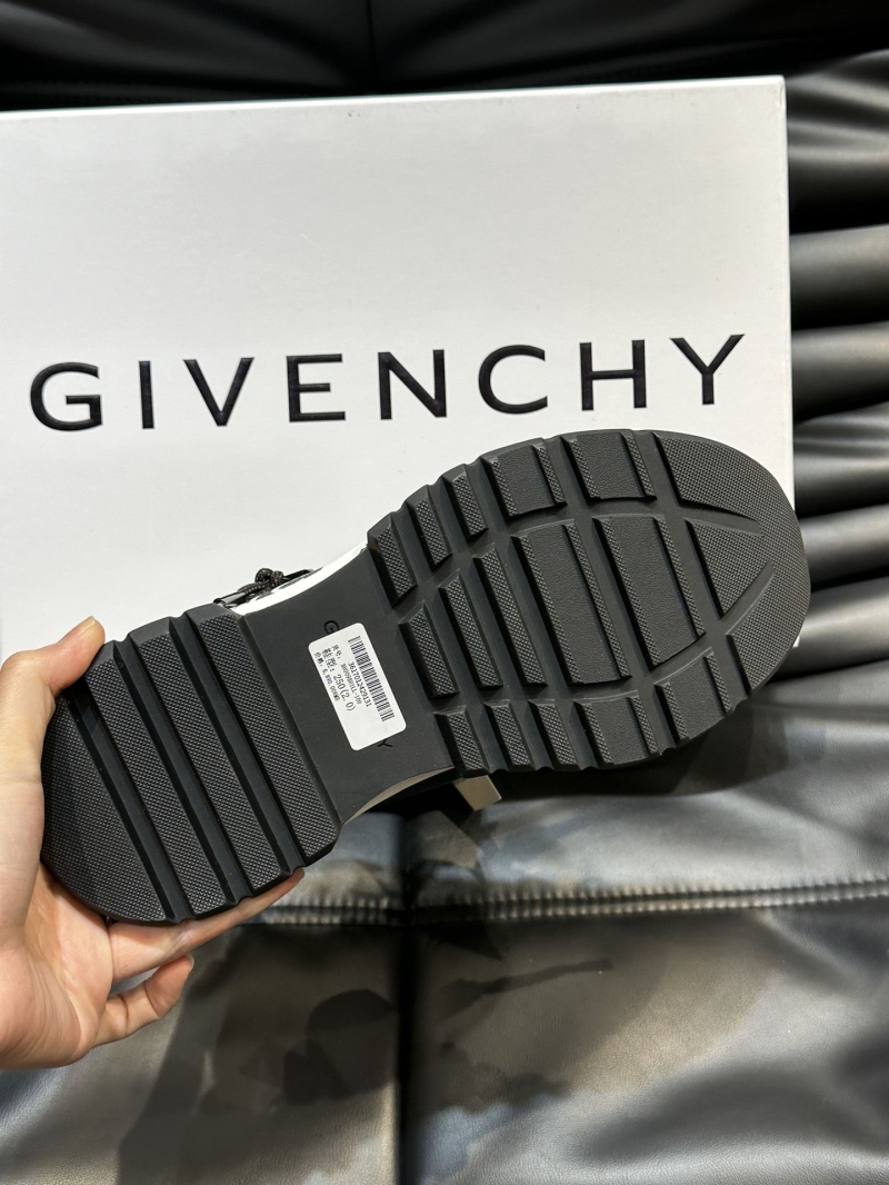 Givenchy Sneakers